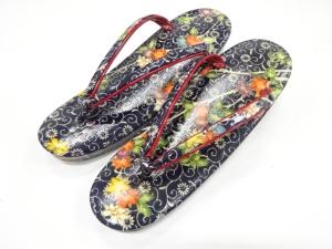 未使用品　花唐草模様　草履(23センチ)